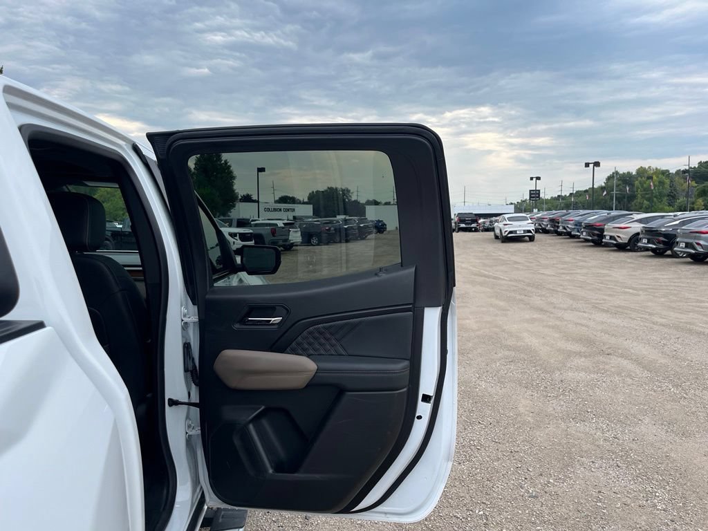 Used 2023 GMC Canyon Denali AWD/4WD image 29