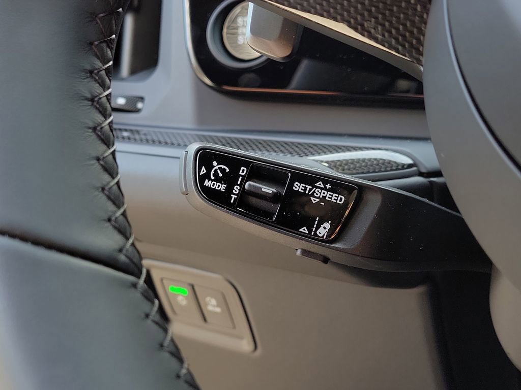 New 2026 Porsche Cayenne GTS image 37