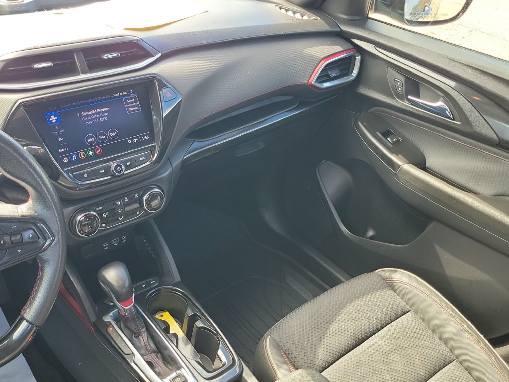 Used 2021 Chevrolet TrailBlazer RS w/ Sun and Liftgate Package AWD/4WD image 33