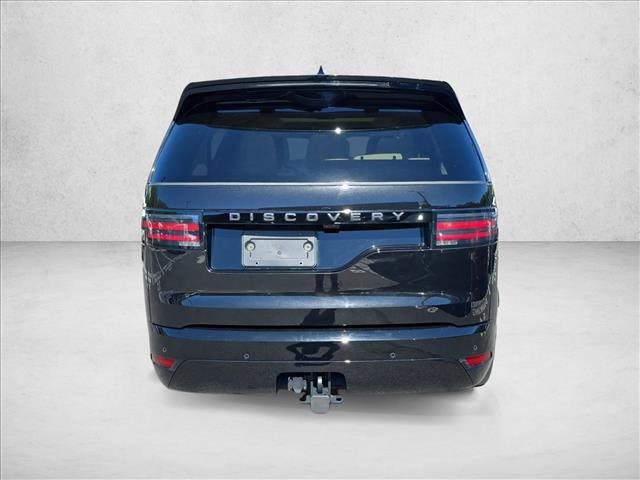 Used 2025 Land Rover Discovery Dynamic SE AWD/4WD image 6