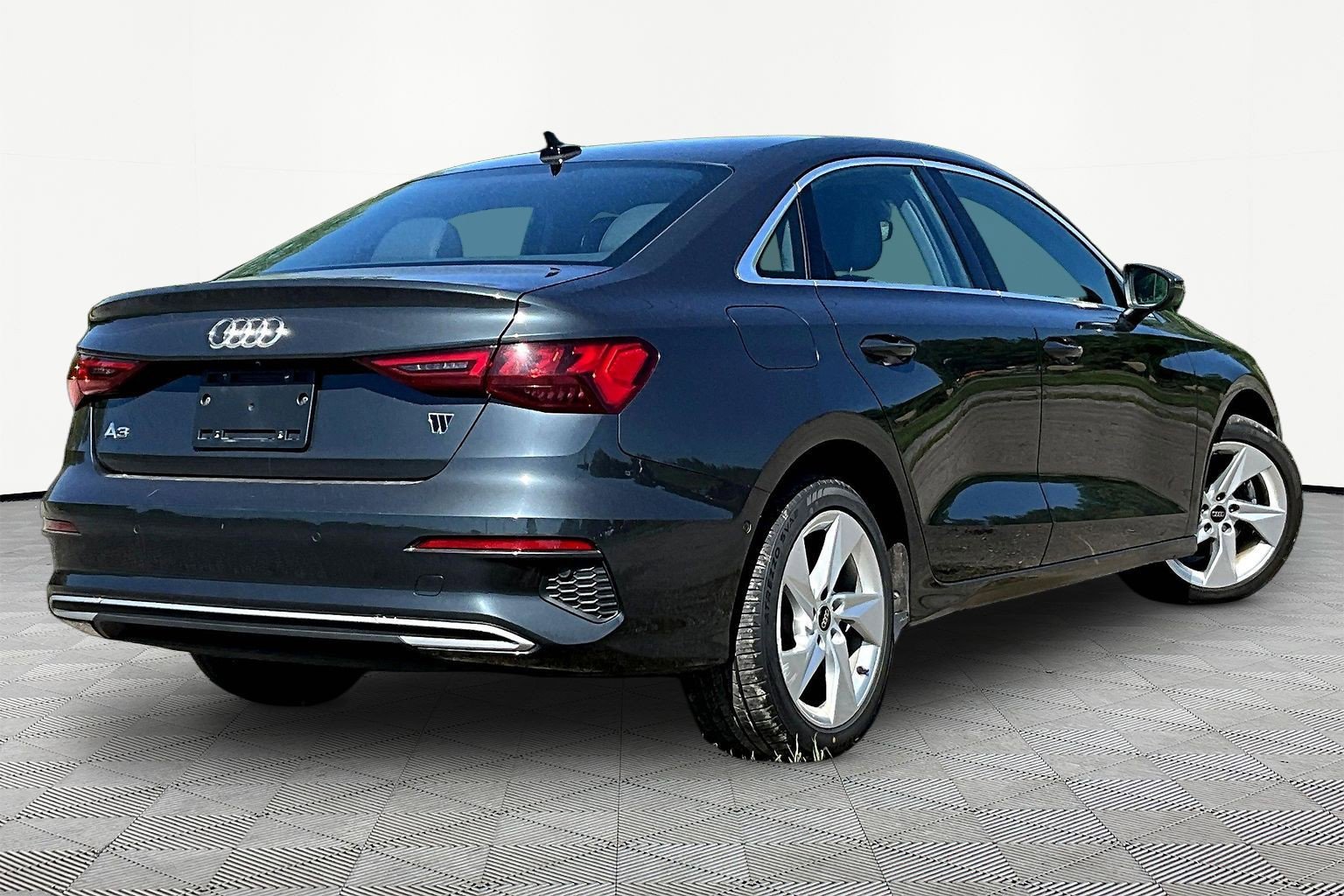 Used 2024 Audi A3 2.0T Premium FWD image 6