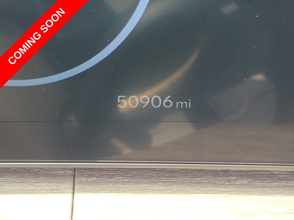 Used 2025 Hyundai Santa Fe Calligraphy FWD image 5