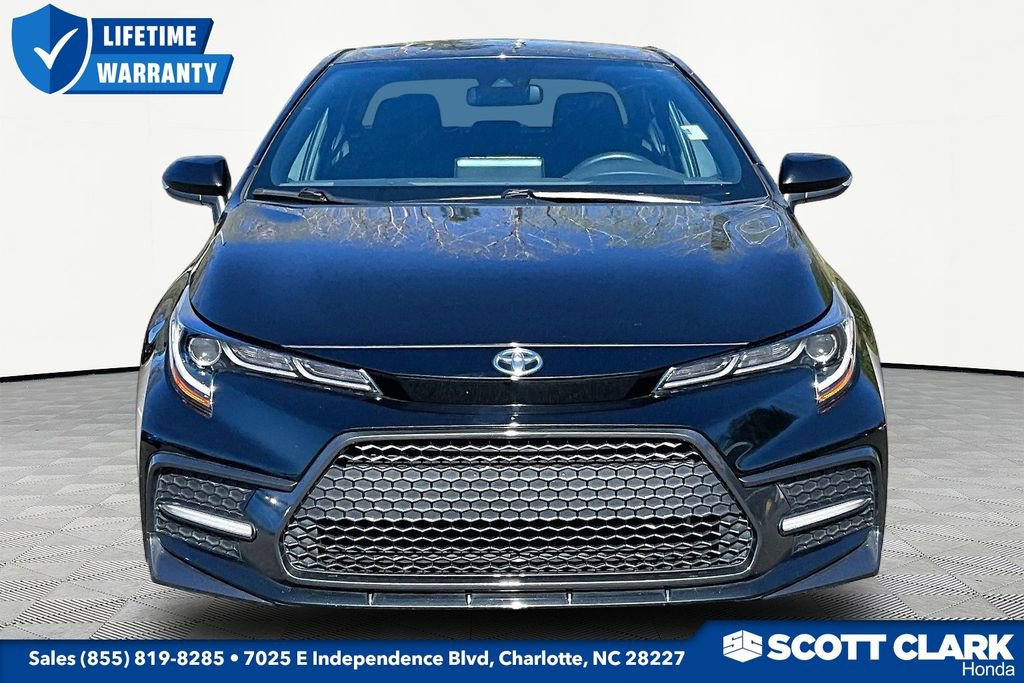 Used 2022 Toyota Corolla SE image 2