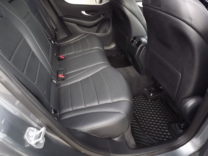 Used 2019 Mercedes-Benz GLC 300 300 4MATIC image 31