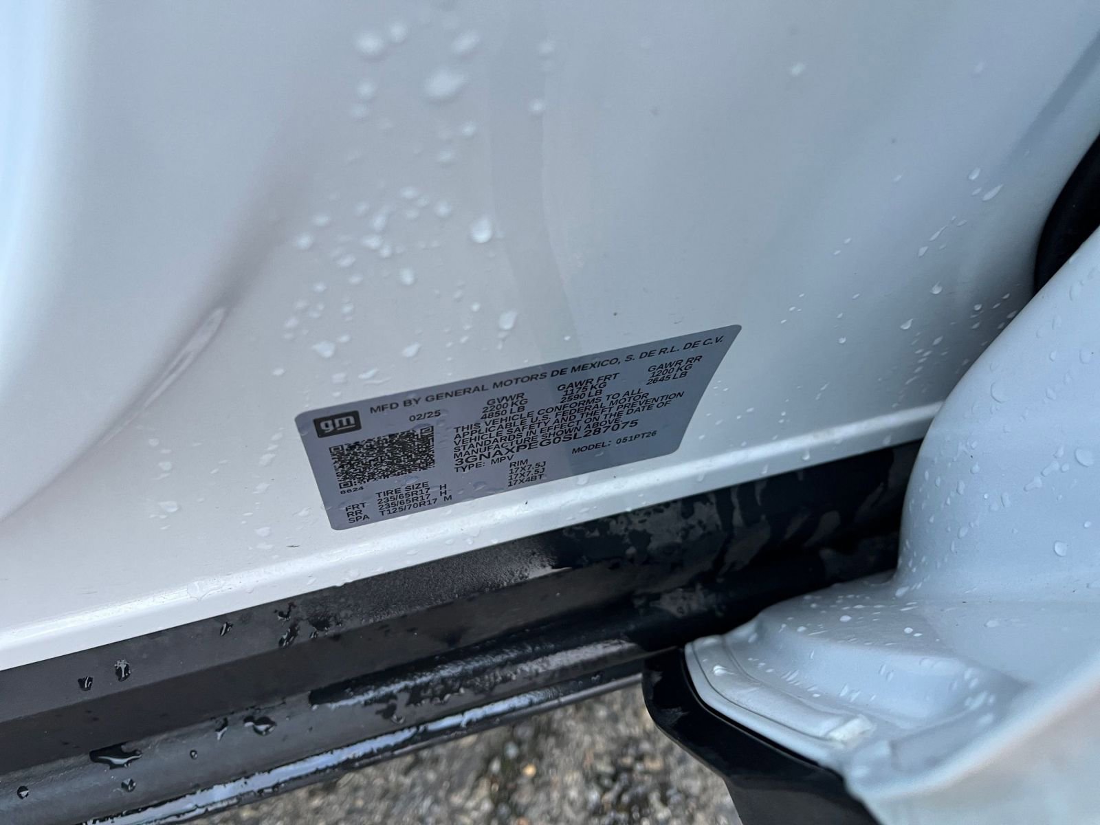 Used 2025 Chevrolet Equinox LT image 29