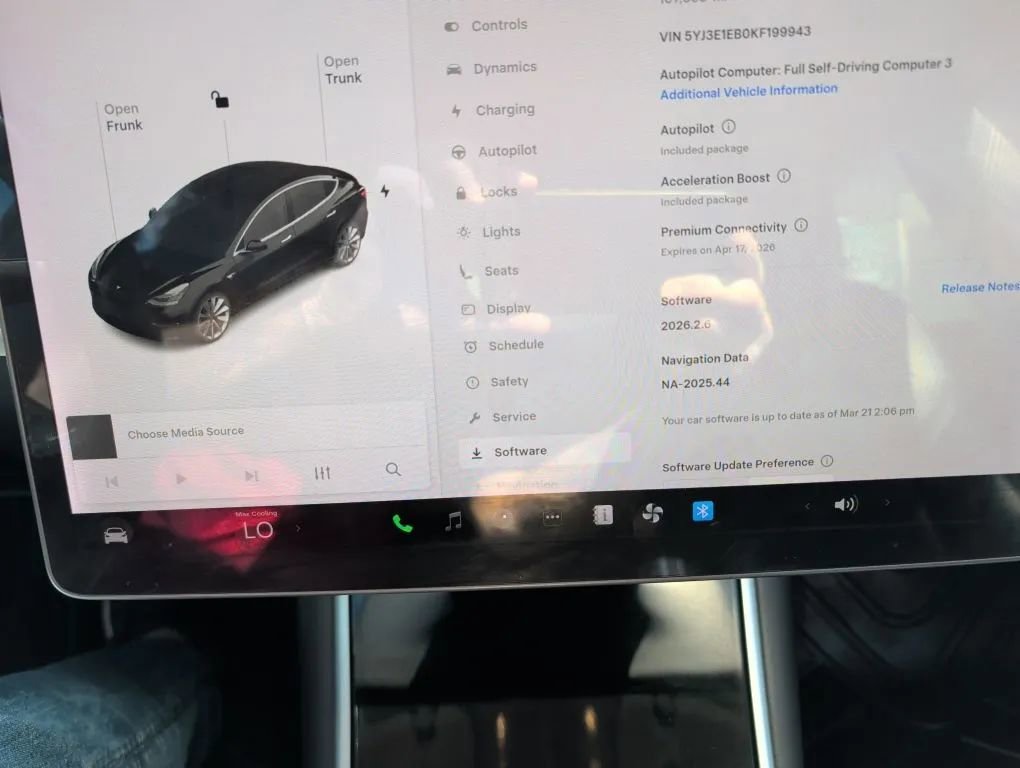 Used 2019 Tesla Model 3 Long Range image 30
