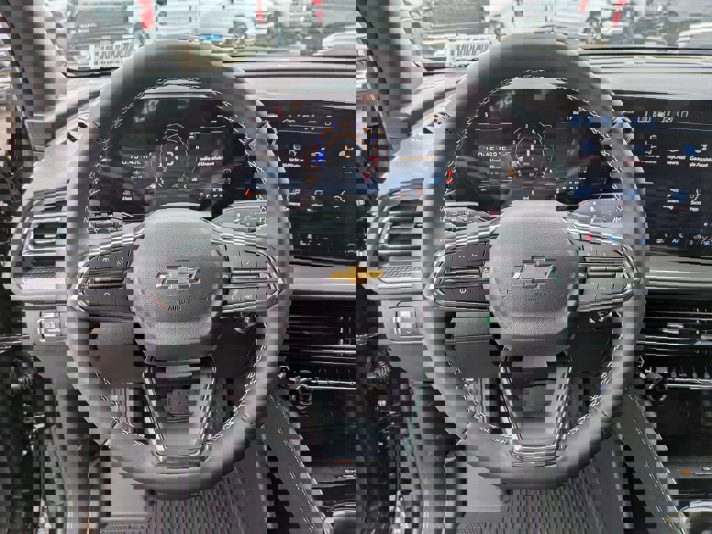 New 2026 Chevrolet Traverse LT w/ Sun and Wheel Package image 19