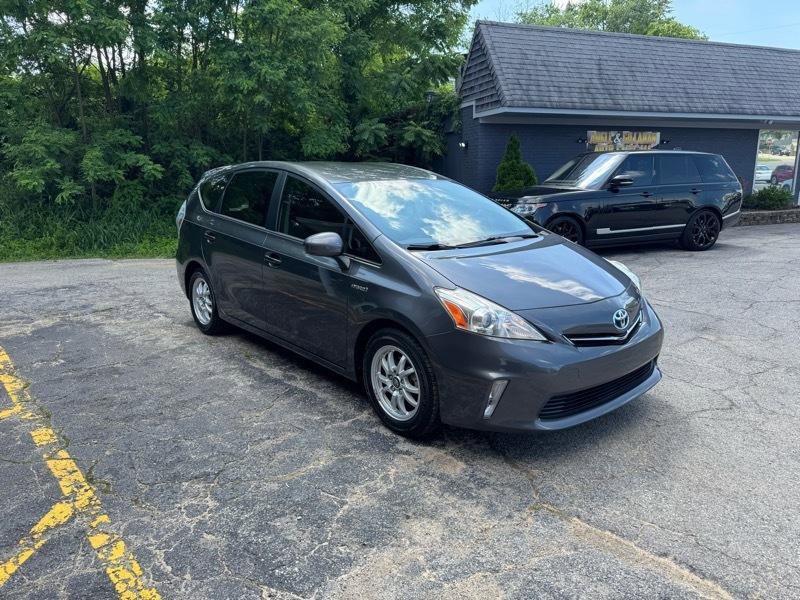 Used 2014 Toyota Prius V Three FWD image 3