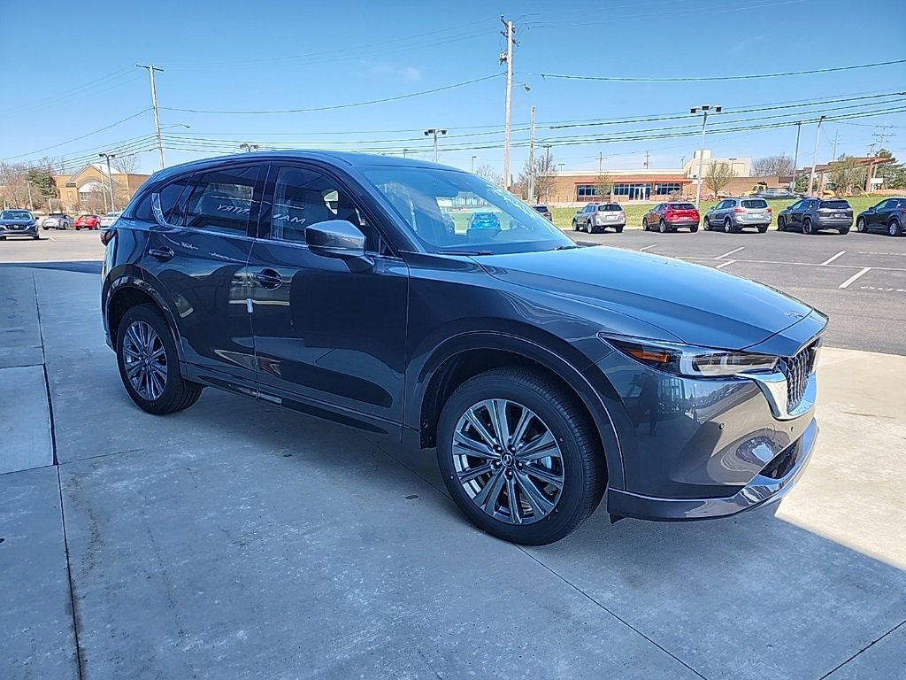 New 2025 MAZDA CX-5 Signature image 1