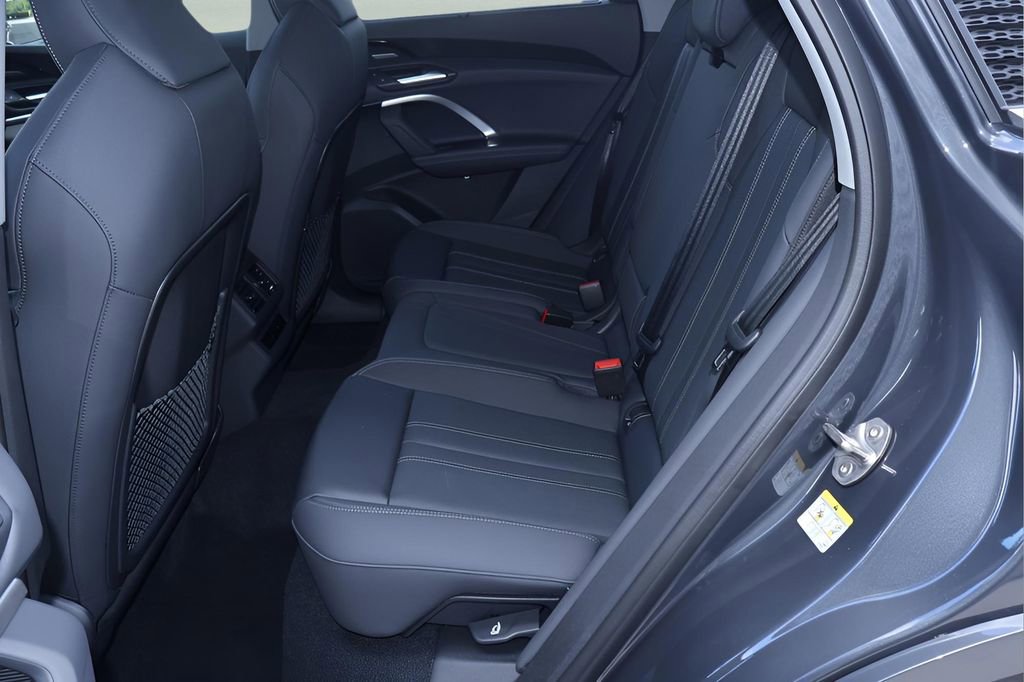 New 2025 Audi Q5 Premium Plus image 13