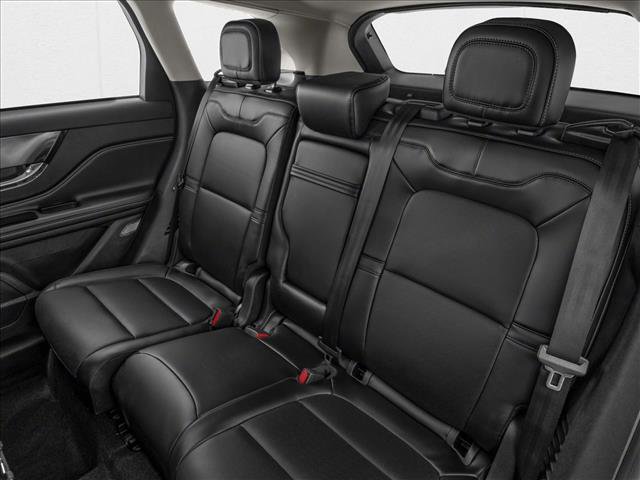 New 2026 Lincoln Corsair Premiere image 9