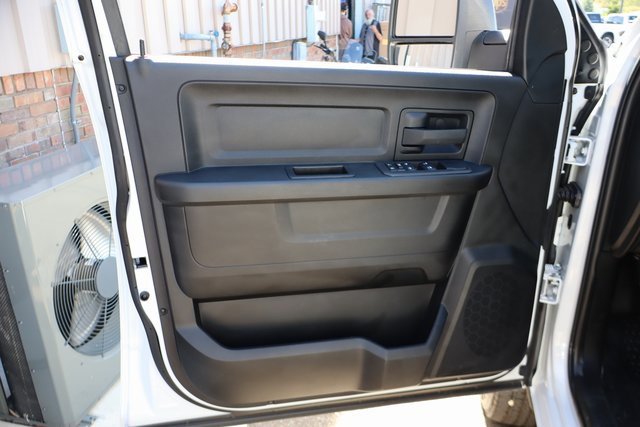 Used 2025 RAM 2500 Tradesman image 9