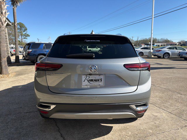 Used 2023 Buick Envision Essence image 7