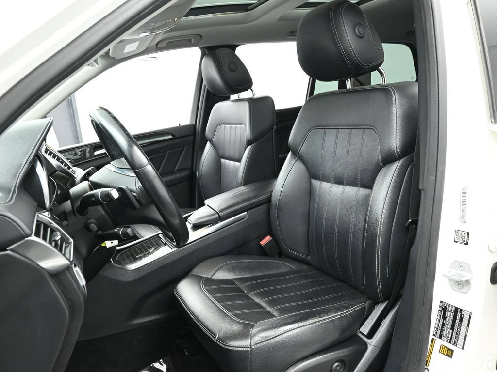 Used 2016 Mercedes-Benz GL 450 4MATIC w/ Premium I Package image 16