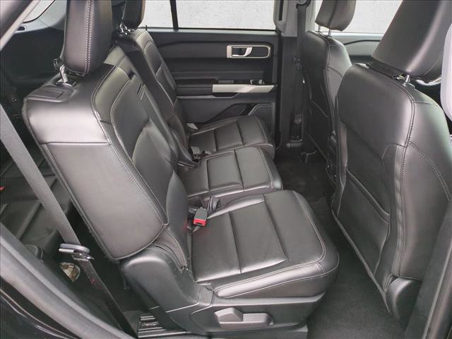 Used 2024 Ford Explorer XLT w/ Equipment Group 202A image 21
