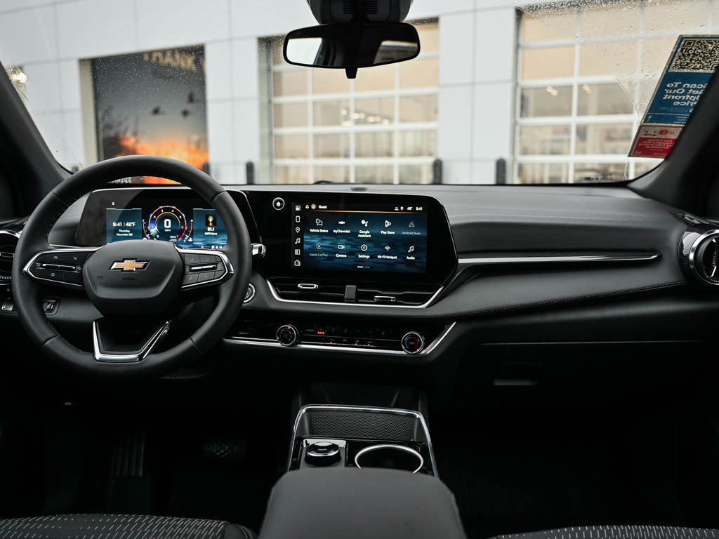 New 2026 Chevrolet Equinox LT w/ LPO, Floor Liner Package image 15