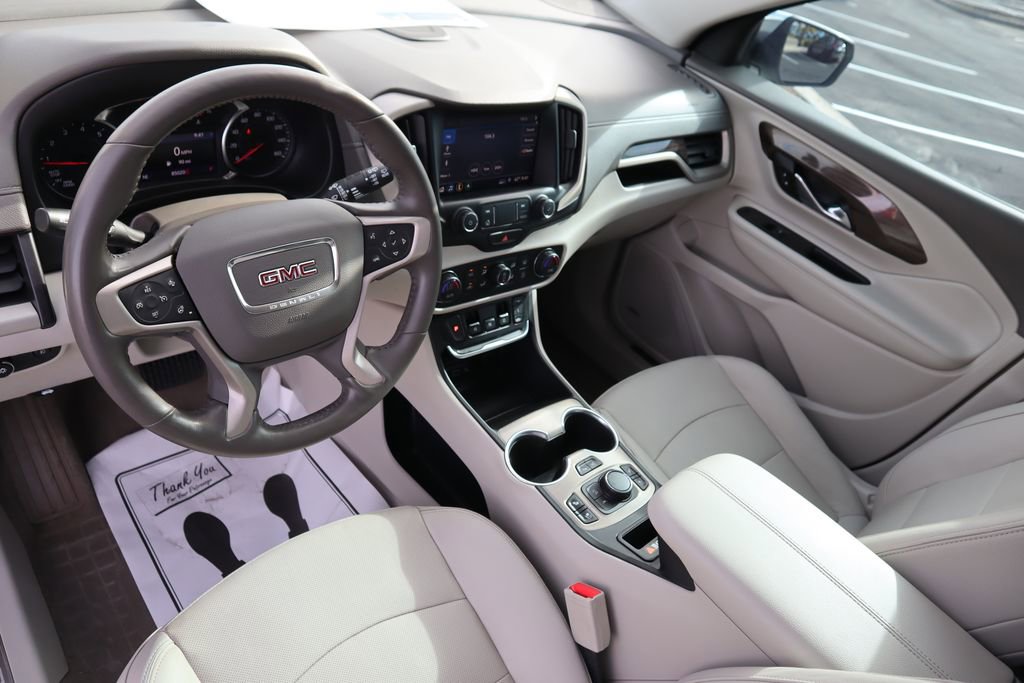 Used 2020 GMC Terrain Denali w/ Denali Premium Package image 9