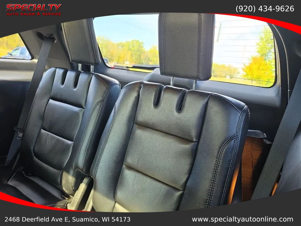 Used 2016 Ford Explorer XLT w/ Equipment Group 202A AWD/4WD image 29