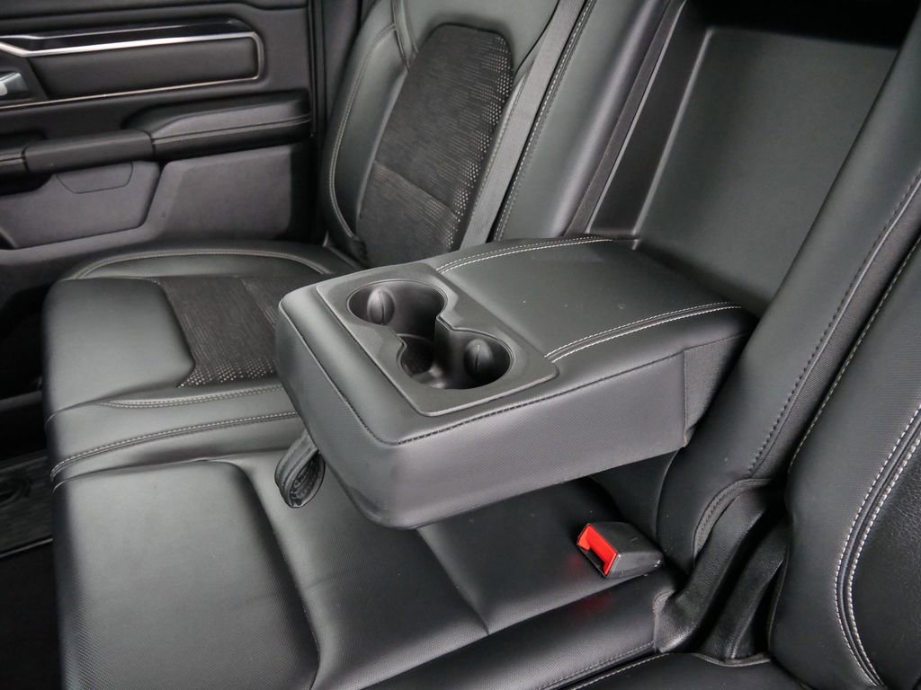 Used 2019 RAM 1500 Sport w/ Black Appearance Package image 10