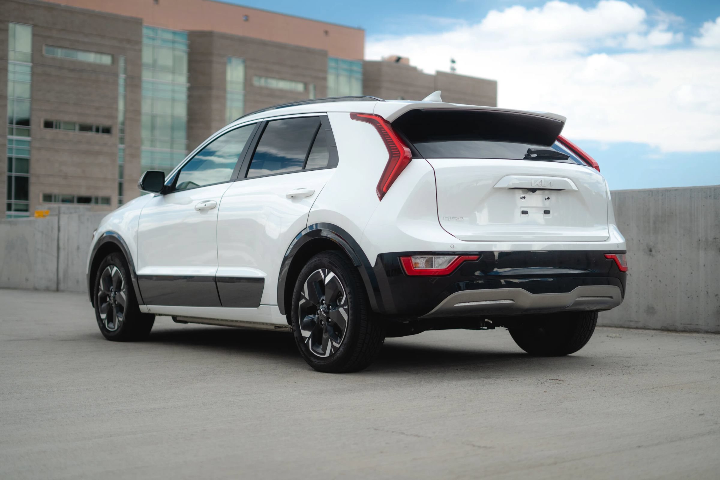 Used 2023 Kia Niro Wind FWD image 16