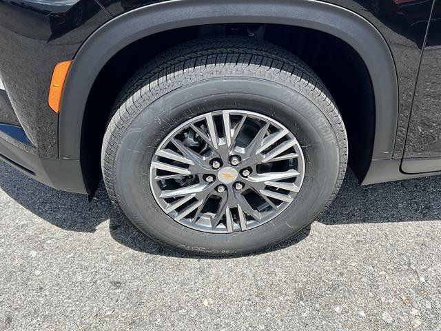 New 2026 Chevrolet Traverse LT w/ LPO, Floor Liner Package FWD image 10