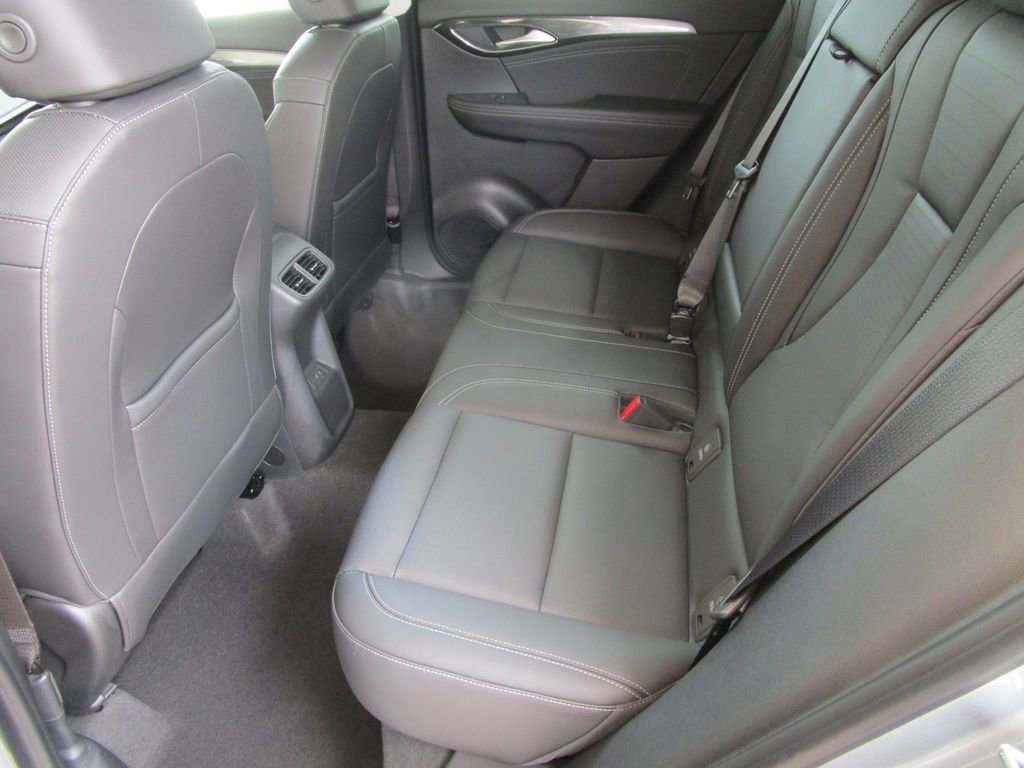 Used 2025 Buick Envision Preferred AWD/4WD image 15