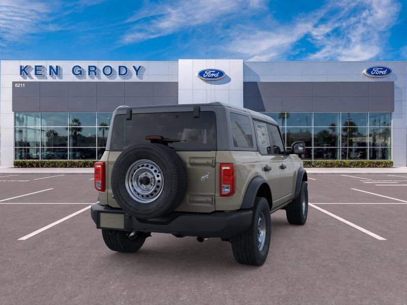 New 2026 Ford Bronco 4-Door AWD/4WD image 8