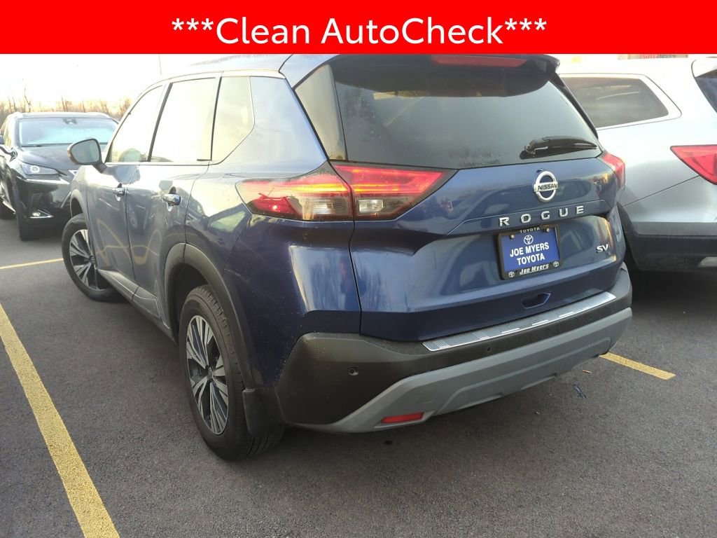Used 2021 Nissan Rogue SV image 4