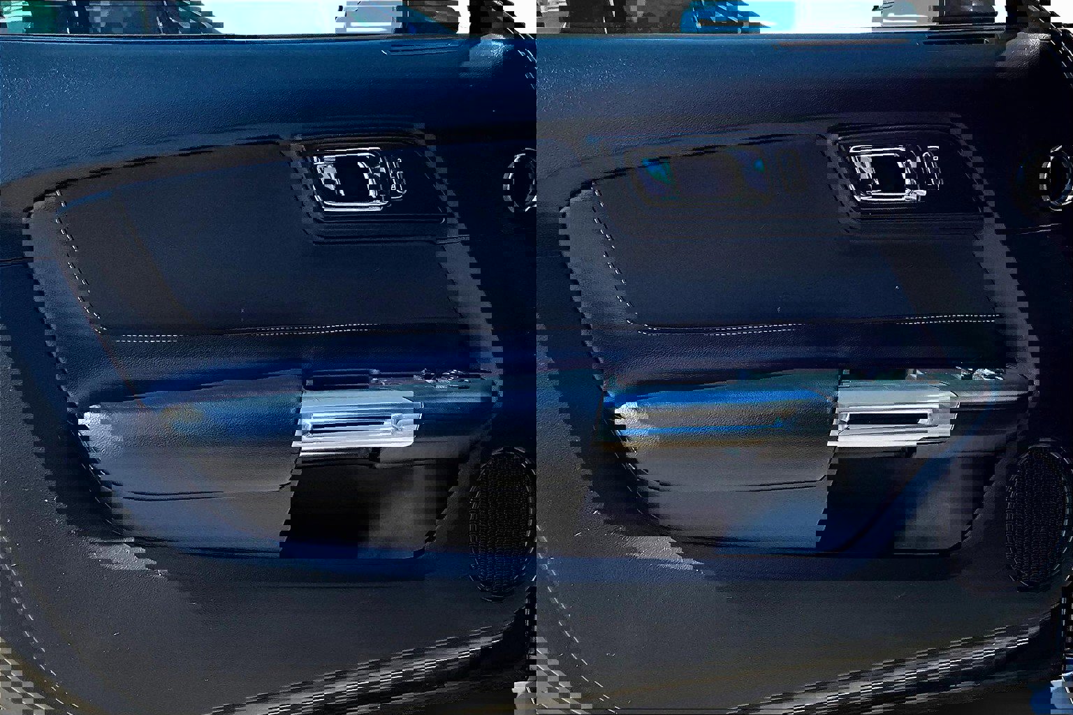 Used 2016 Ford Mustang EcoBoost image 16