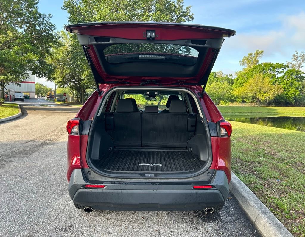 Used 2023 Toyota RAV4 XLE image 10