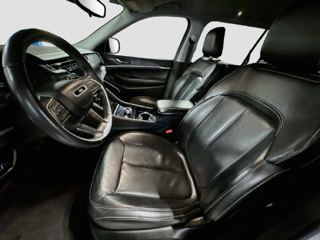 Used 2021 Jeep Grand Cherokee L Limited w/ Trailer Tow Group (B) AWD/4WD image 22