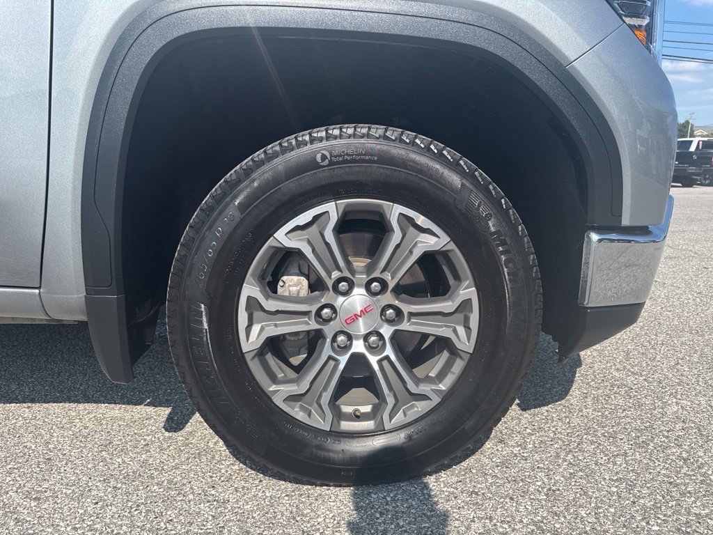 Used 2025 GMC Sierra 1500 SLT AWD/4WD image 36
