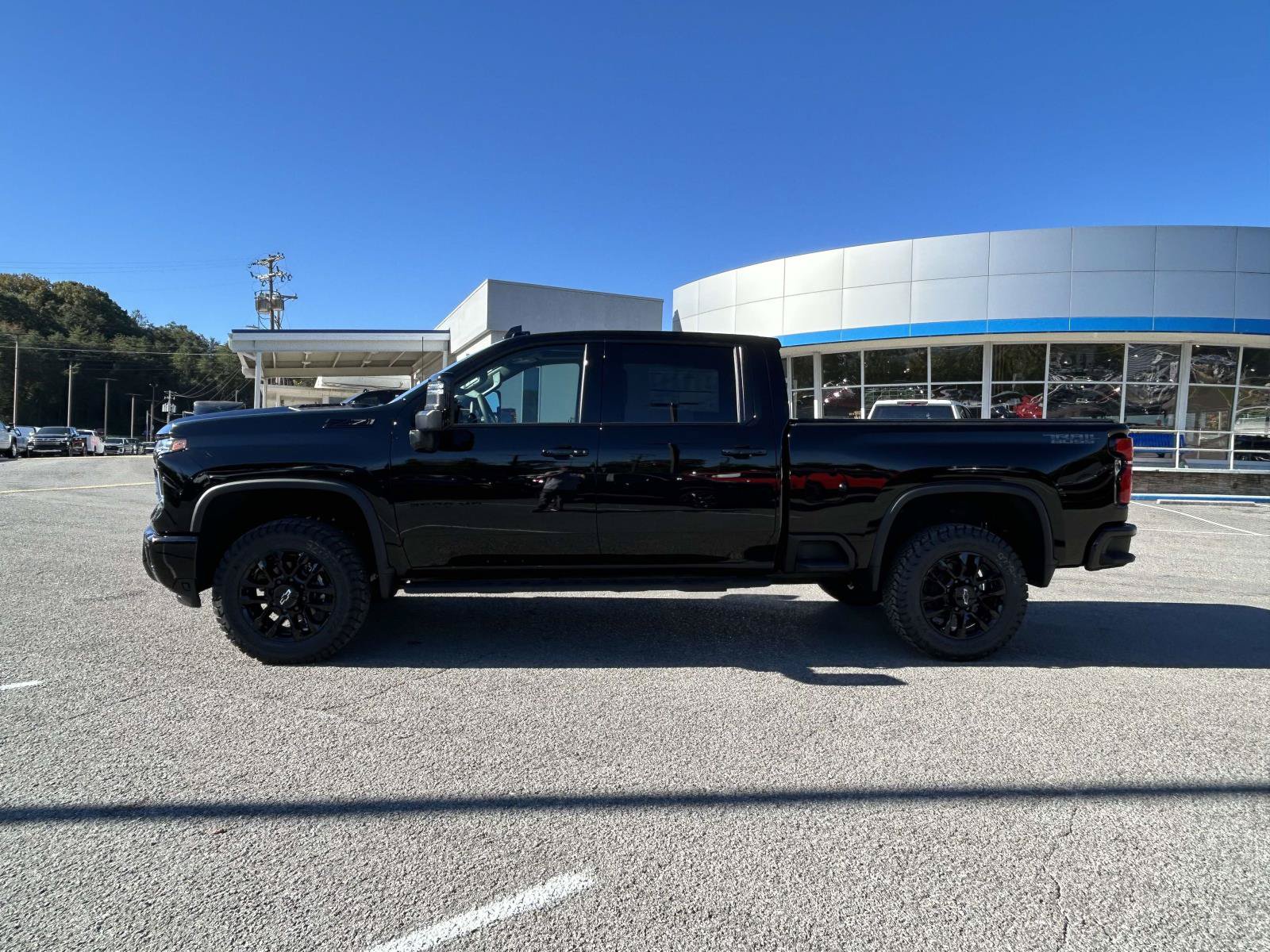 New 2026 Chevrolet Silverado 3500 LTZ AWD/4WD image 6