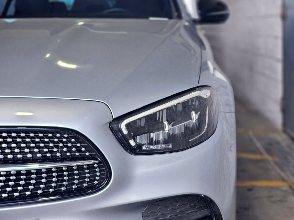 Used 2021 Mercedes-Benz E 350 Sedan w/ Premium Package image 3