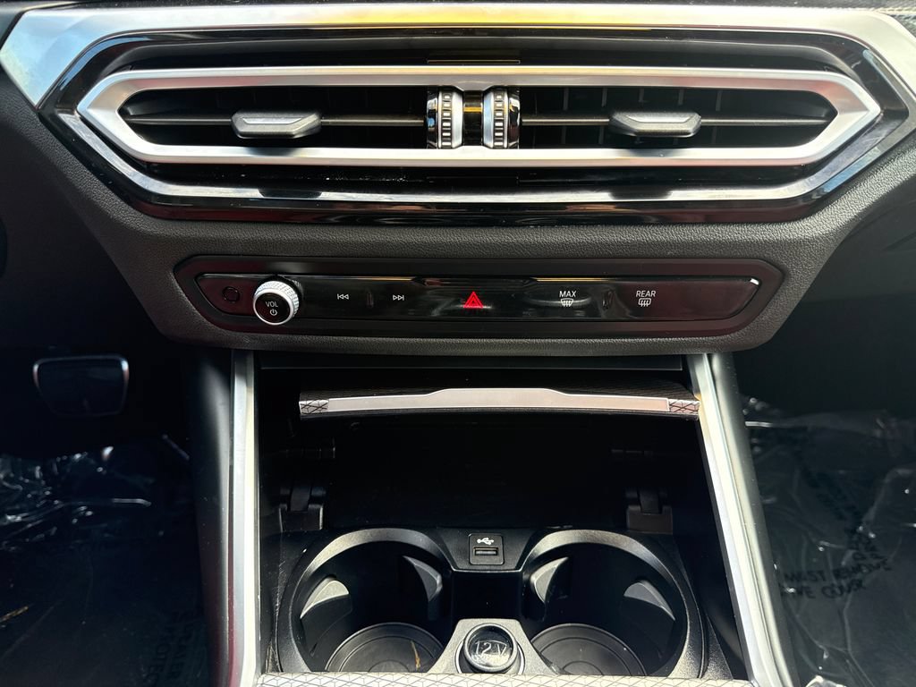 Used 2024 BMW 230i Coupe w/ Premium Package RWD image 26