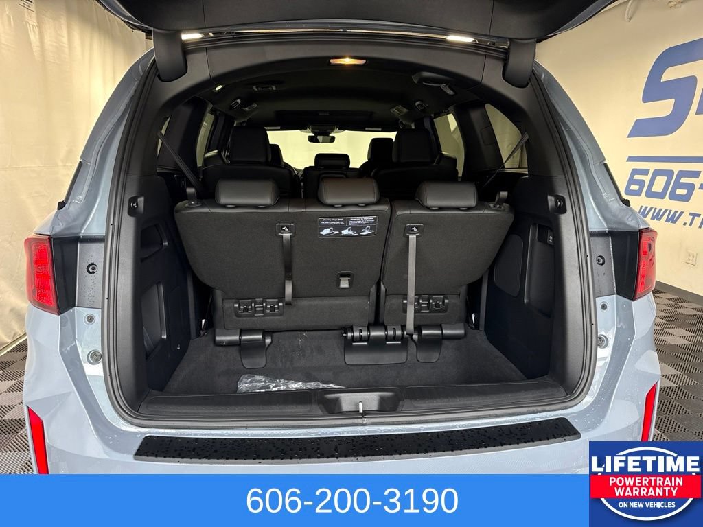 New 2026 Honda Odyssey Sport-L image 9