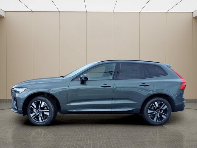New 2026 Volvo XC60 B5 Plus w/ Protection Package Premier AWD/4WD image 5