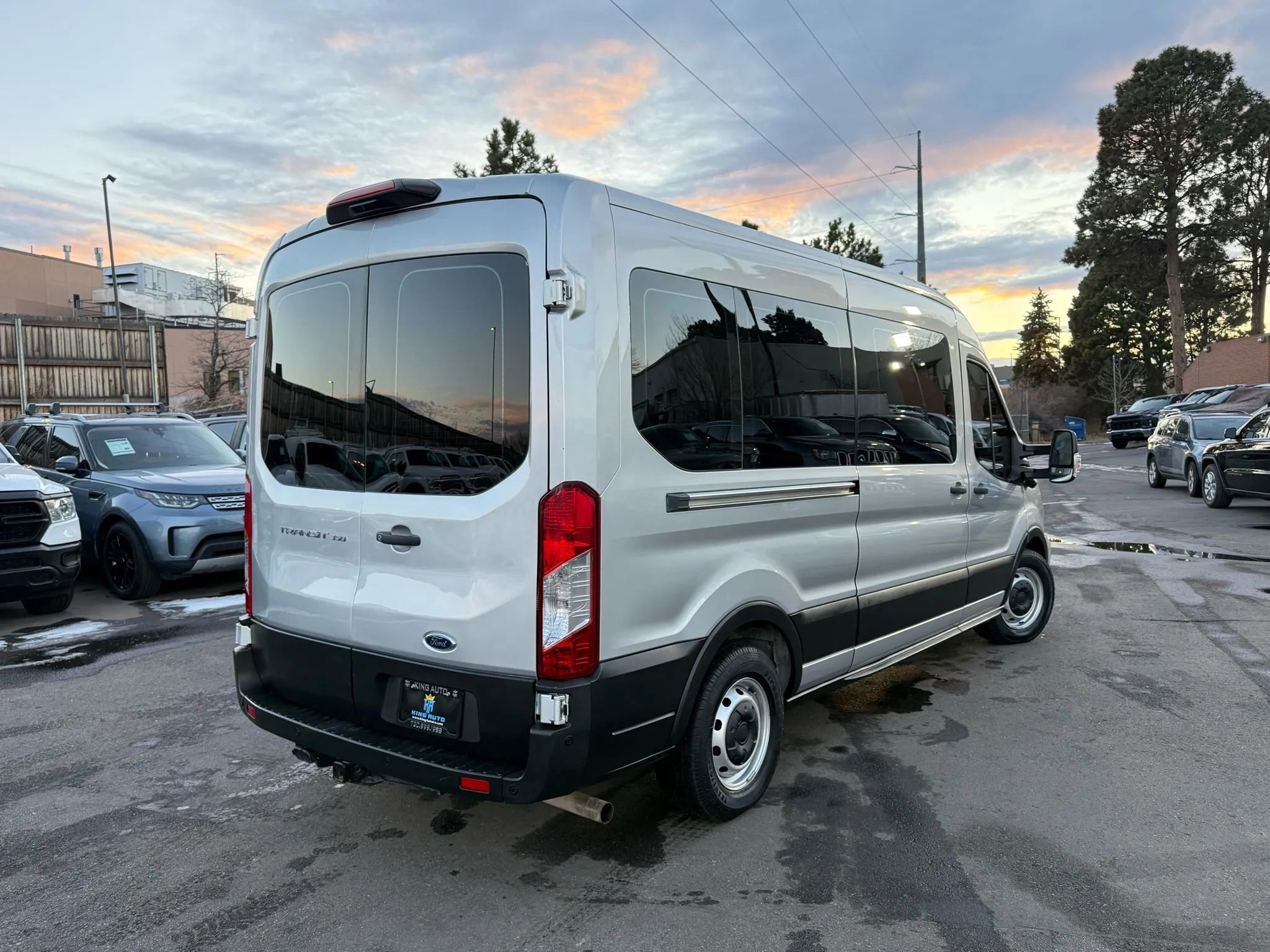 Used 2022 Ford Transit 350 XL image 7