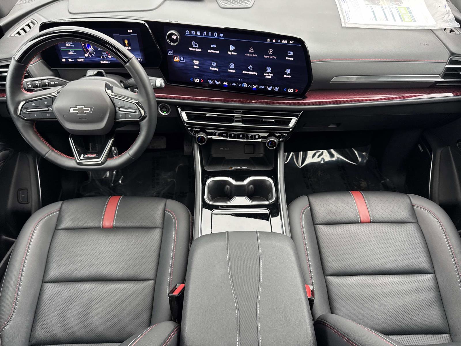 Used 2024 Chevrolet Traverse RS w/ LPO, Floor Liner Package image 9