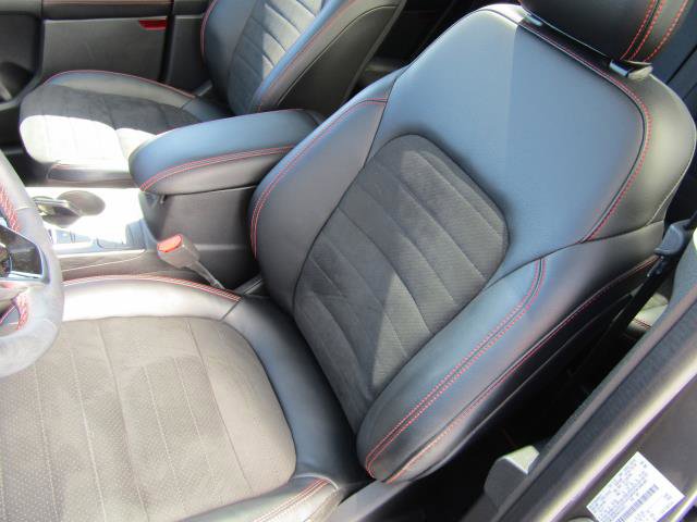 Used 2022 Ford Escape SEL w/ SEL Stealth AWD Package image 17