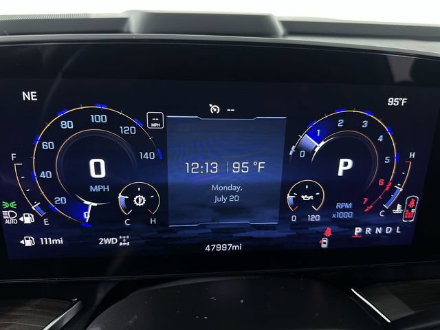 Used 2025 Chevrolet Suburban LT AWD/4WD image 12