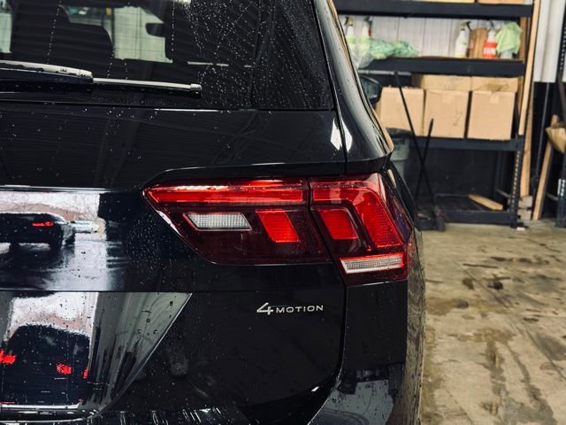 Used 2022 Volkswagen Tiguan SE w/ Panoramic Sunroof Package image 8