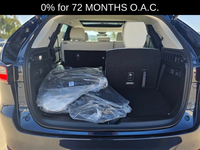 New 2026 MAZDA CX-90 Plug-In Hybrid w/ Premium Plus AWD/4WD image 11