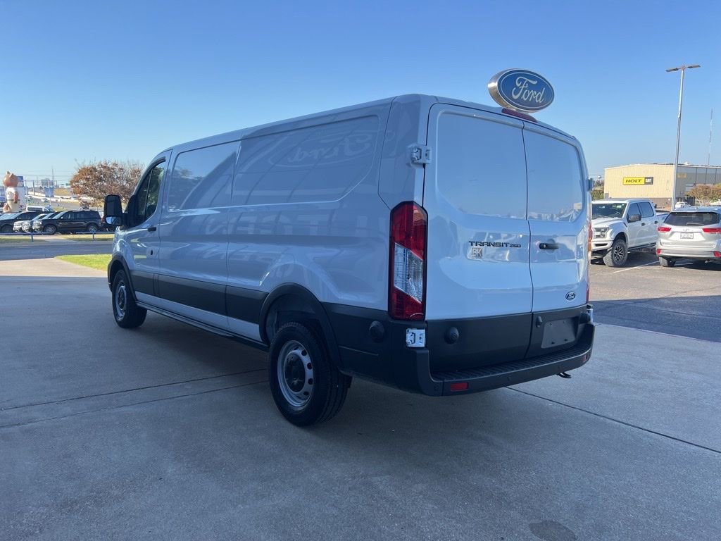 New 2026 Ford Transit 250 Low Roof w/ Load Area Protection Package RWD image 4