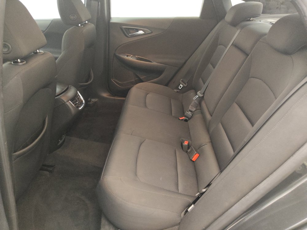 Used 2018 Chevrolet Malibu LT FWD image 18
