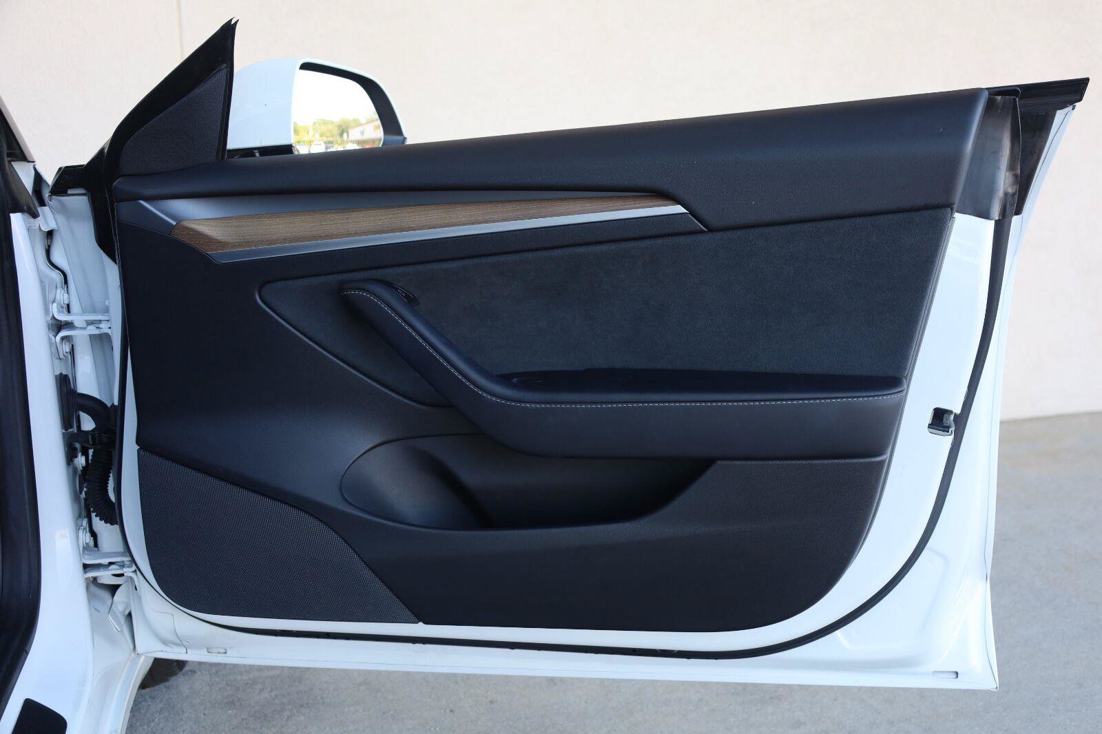Used 2021 Tesla Model 3 Standard Range Plus RWD image 25