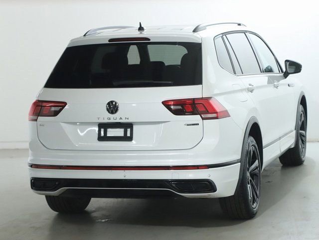 Used 2024 Volkswagen Tiguan SE R-Line AWD/4WD image 49