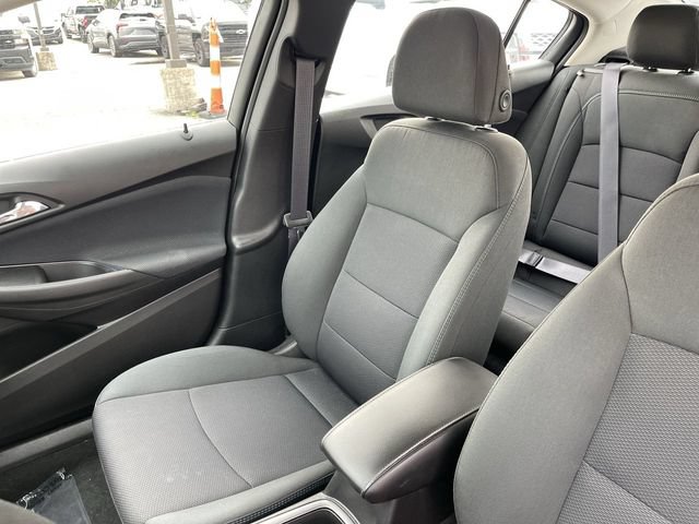Used 2017 Chevrolet Cruze LT w/ Convenience Package FWD image 23