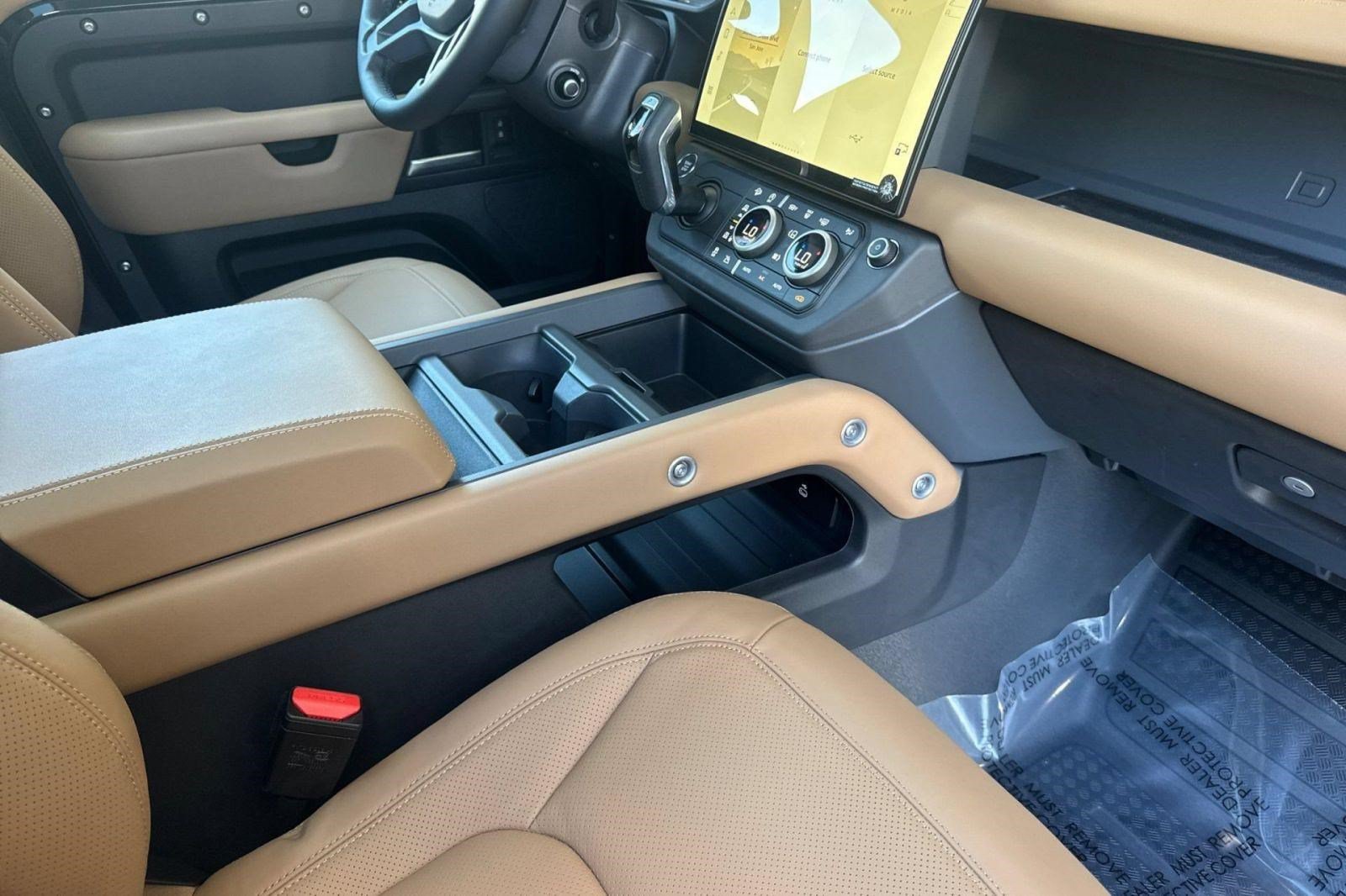 New 2026 Land Rover Defender 110 S AWD/4WD image 30