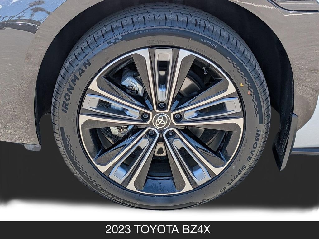 Used 2023 Toyota bZ4X FWD image 11